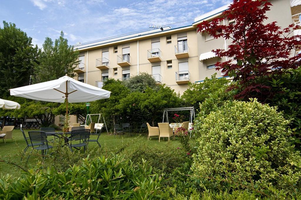 Hotel Janeiro Frontemare Lido di Jesolo Eksteriør billede