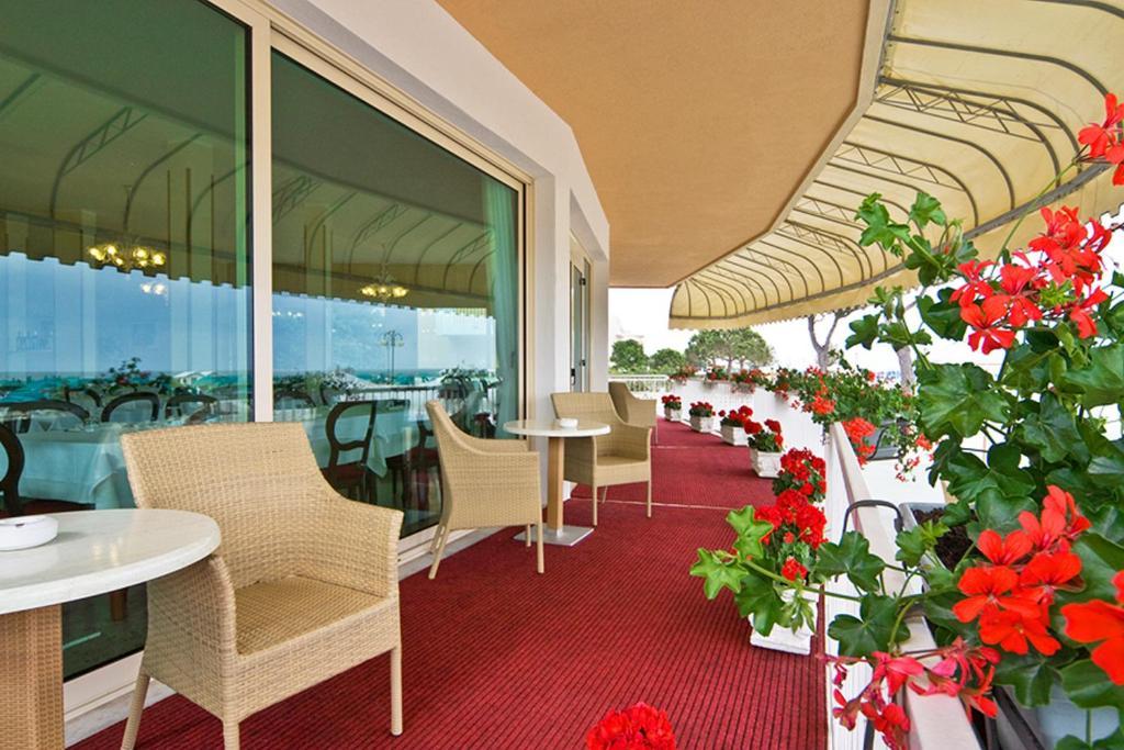 Hotel Janeiro Frontemare Lido di Jesolo Eksteriør billede